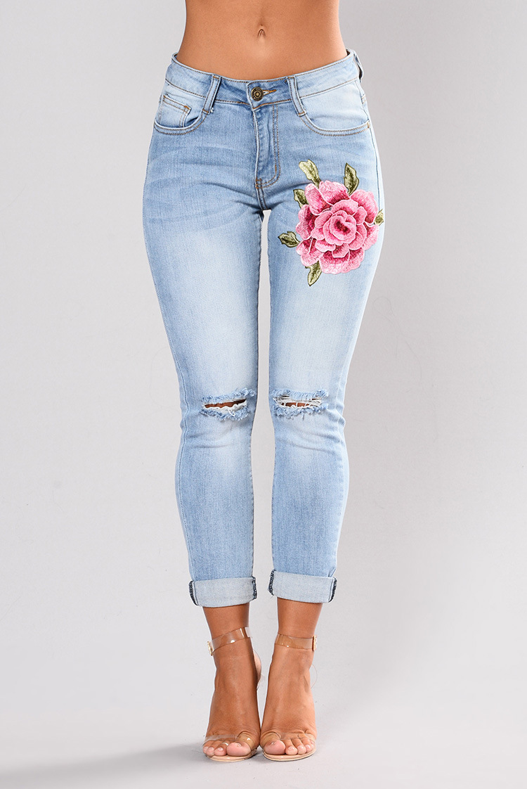 SZ60117 Women Rose Embroidered Distressed Wash Stretchy Skinny Jeans